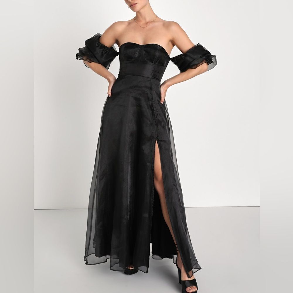 Lulu’s True Excellence Black Bustier Off-the-Shoulder Gown NWT SZ S